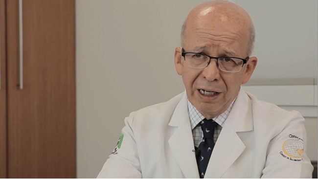 Video: Carlos Due&ntilde;as - Director M&eacute;dico