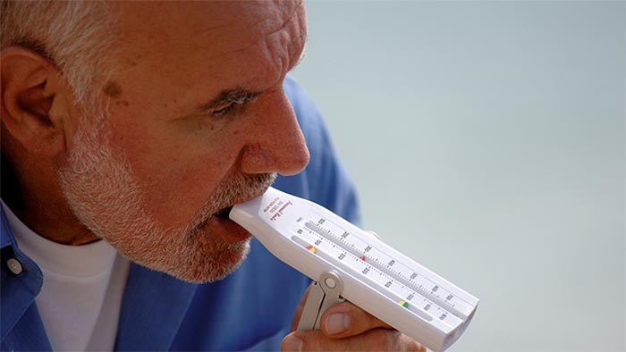 Mejor lectura personal de flujo espiratorio m&aacute;ximo